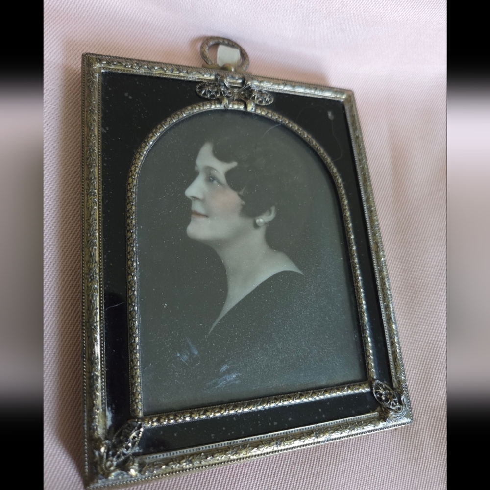 Vtg Antique Photo Art "Instant Ancestors" Wall Decor Ornate Frame Marl A 3 6